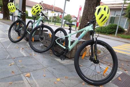 TEDEN MOBILNOSTI ZAKLJUČNA PRIREDITEV PRED KD 05 FOTO LJUBO VUKELIČ
